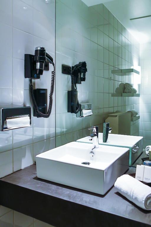 Hotel St James Mons Dış mekan fotoğraf