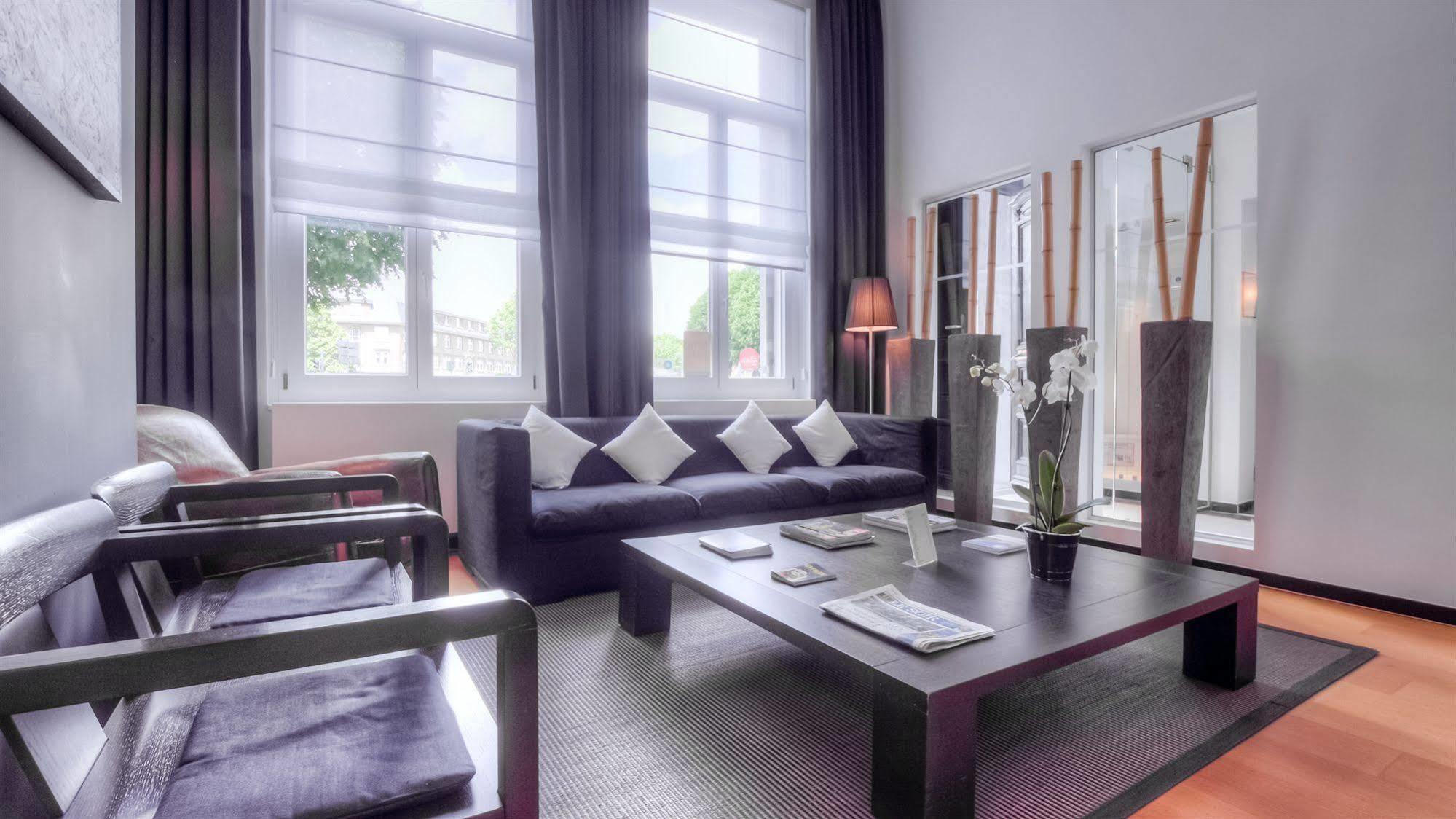 Hotel St James Mons Dış mekan fotoğraf